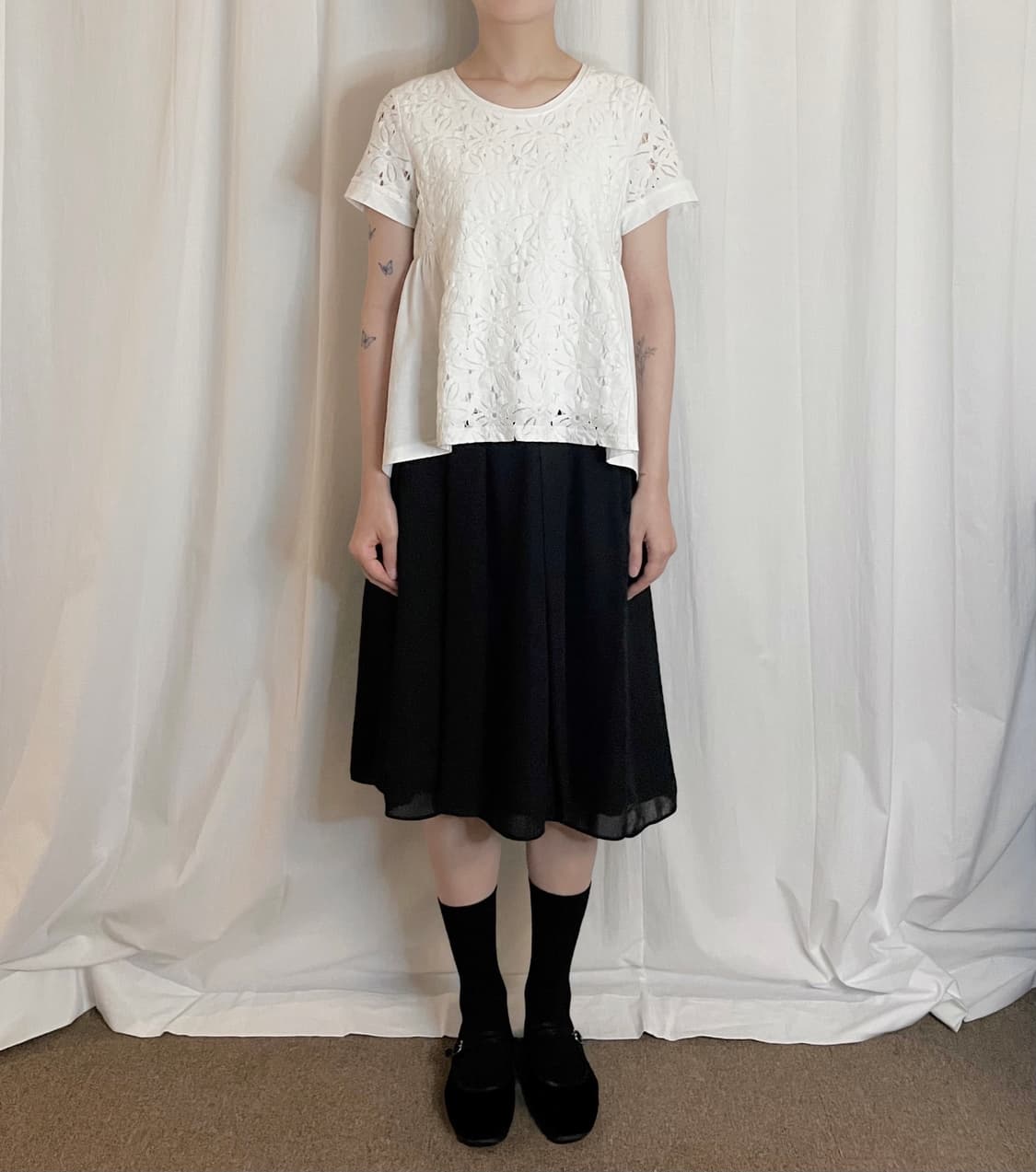 Punching Cotton Peplum Tee - White 상품이미지2