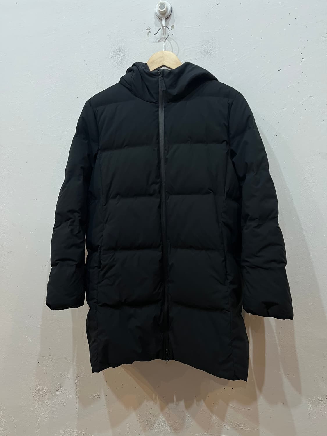 유니클로 여성 심리스 다운 패딩 XL 상품이미지1