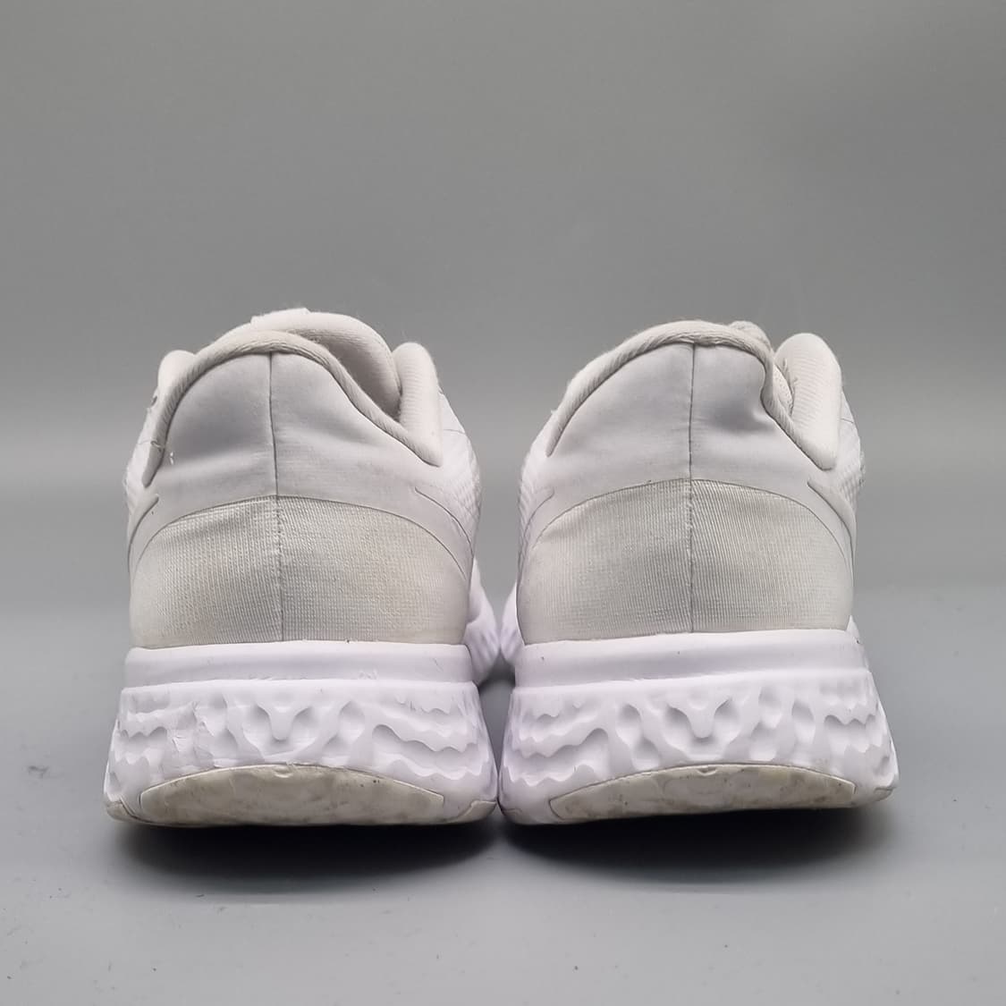 나이키 레볼루션5 여성운동화240  상품이미지4