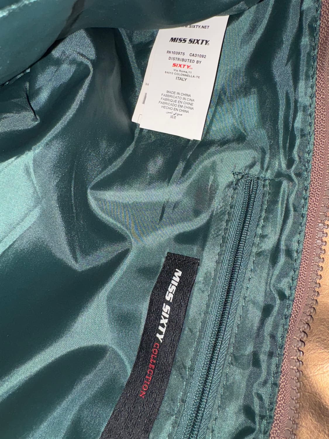 미스식스티 y2k 빅리본 메탈릭 브라운 토트백 상품이미지4