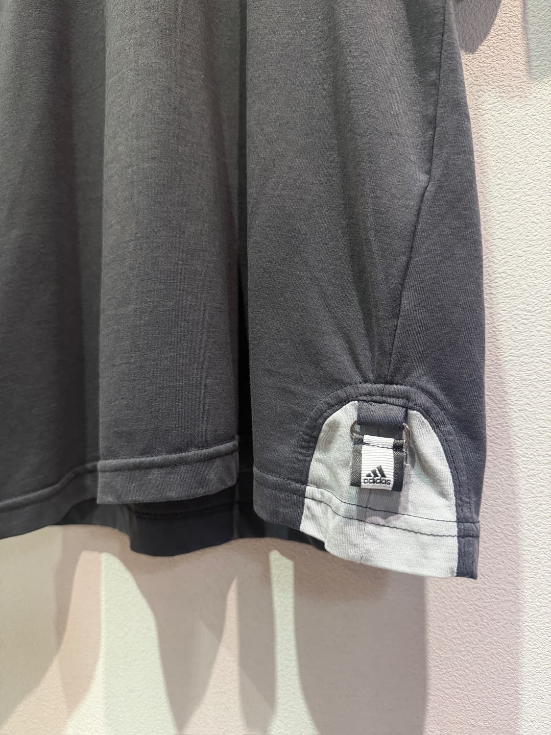 90s Adidas Tee 상품이미지4