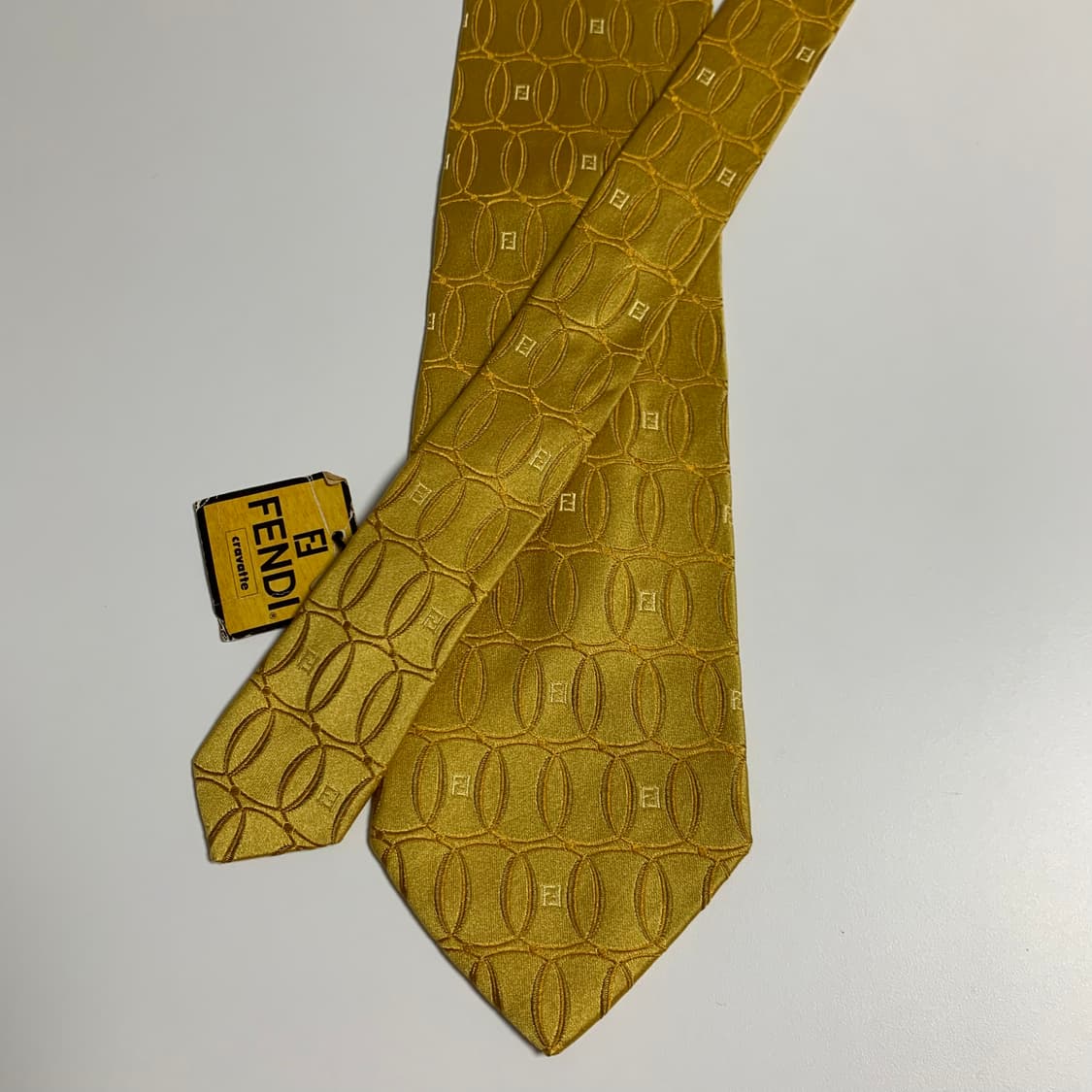 펜디(FENDI) 미사용품 명품넥타이 택 달린 S등급 100실크 상품이미지3