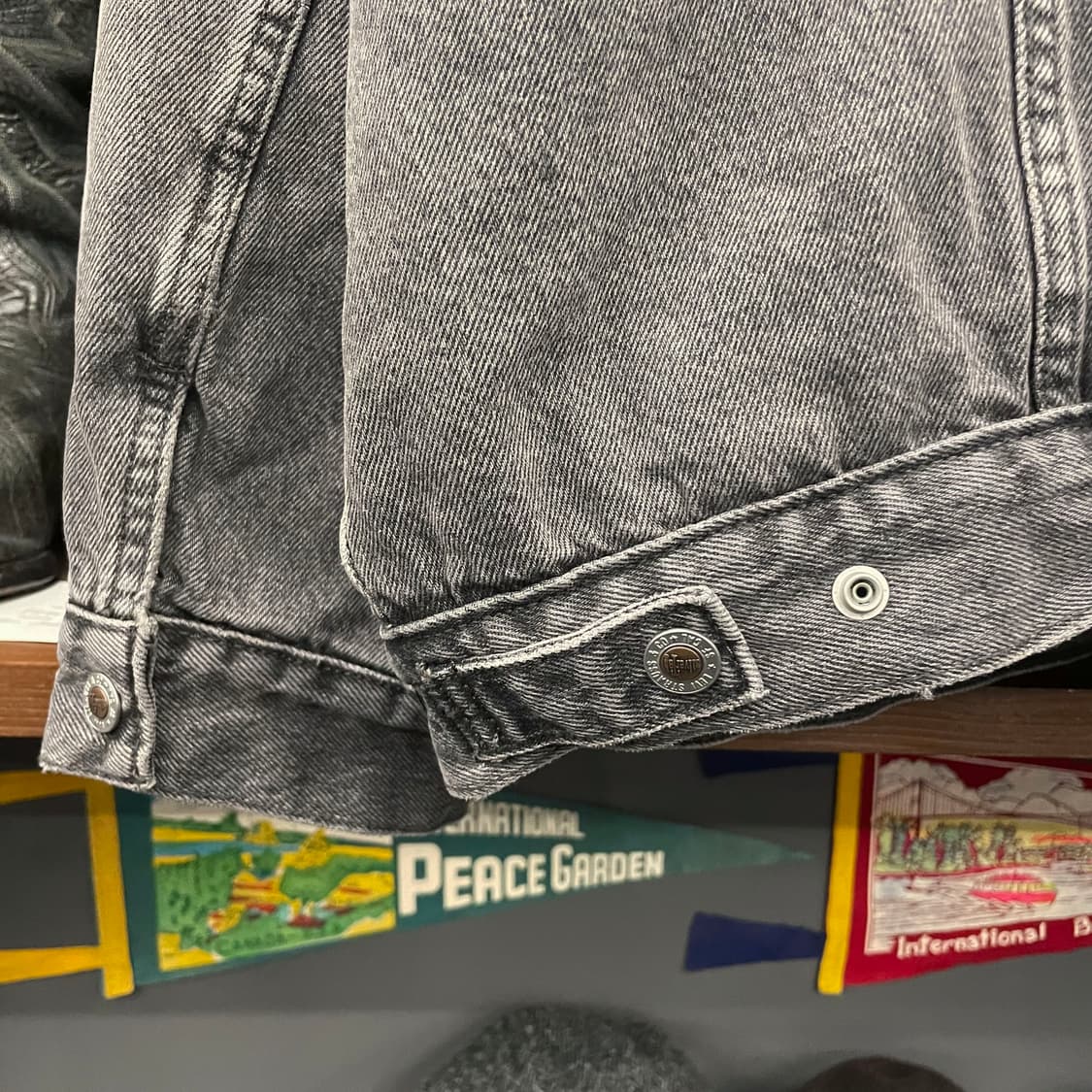 리바이스 실버탭 흑청 쉐르파 데님 트러커 자켓 상품이미지7