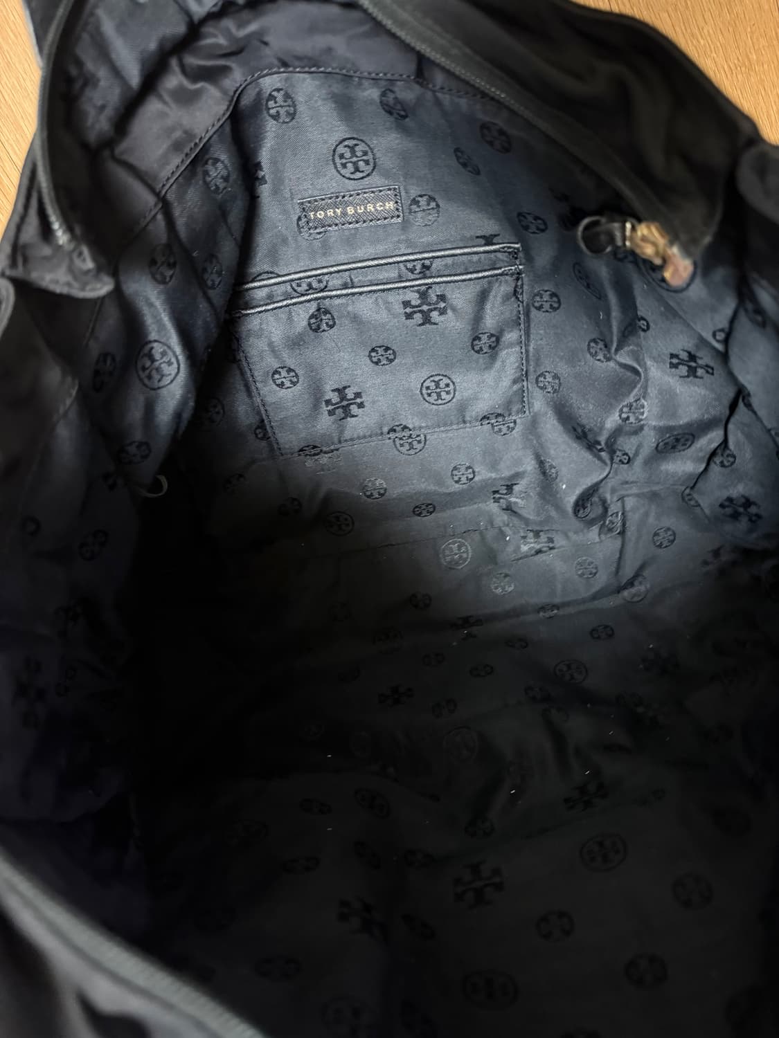 토리버치 블랙 토트백 상품이미지6