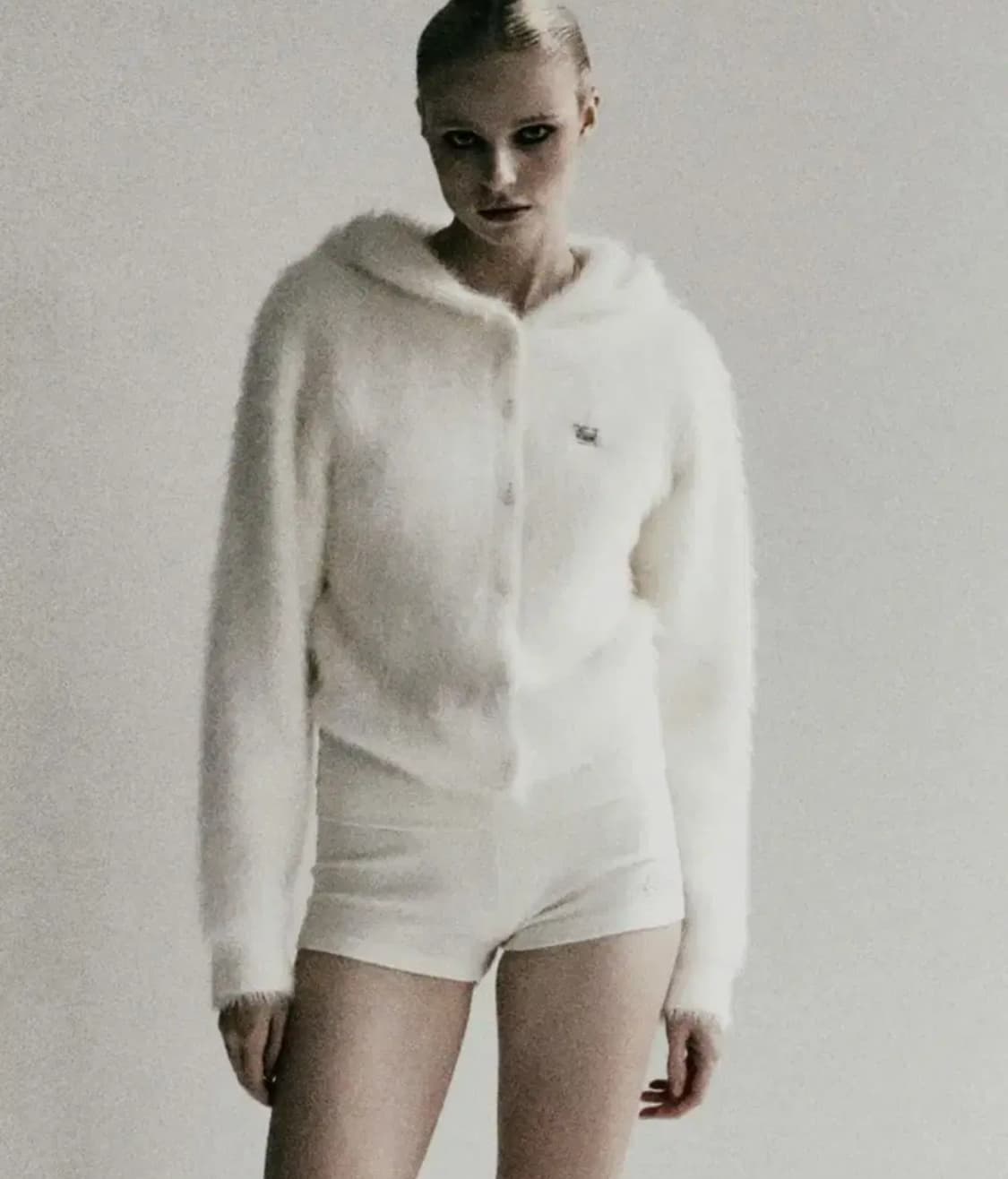 배드블러드 모헤어 후드 가디건 화이트 상품이미지1