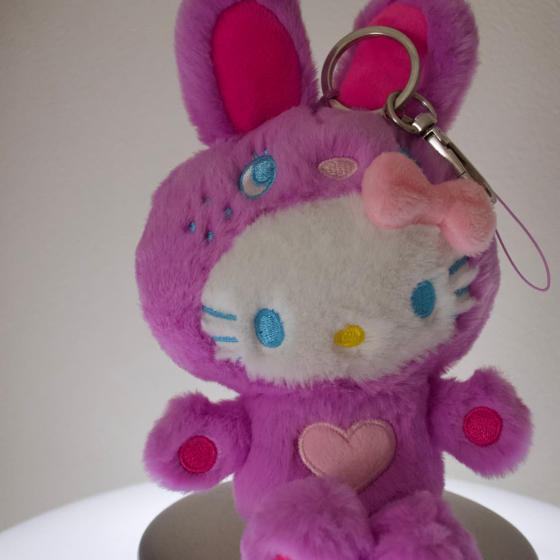 (일본 정품) 헬로키티 50주년 마스코트 컬러풀버니 키링 상품이미지2