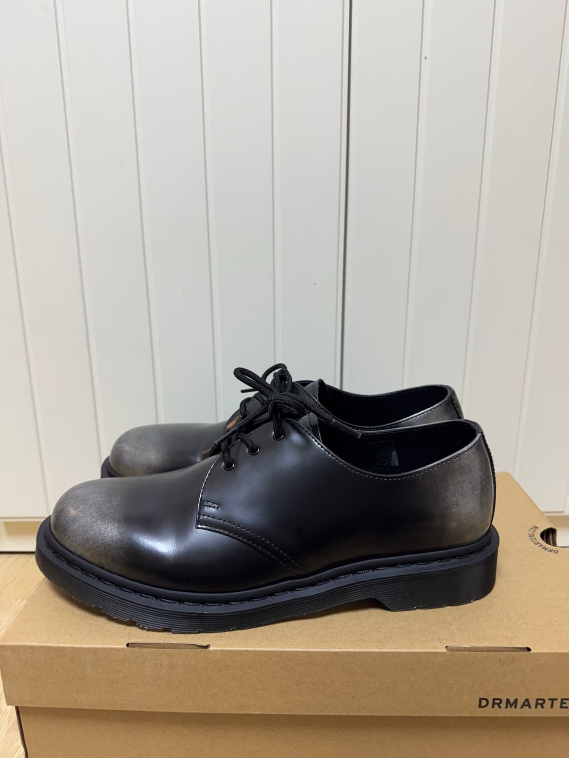 닥터마틴 1461 실버아카디아 290사이즈 상품이미지2