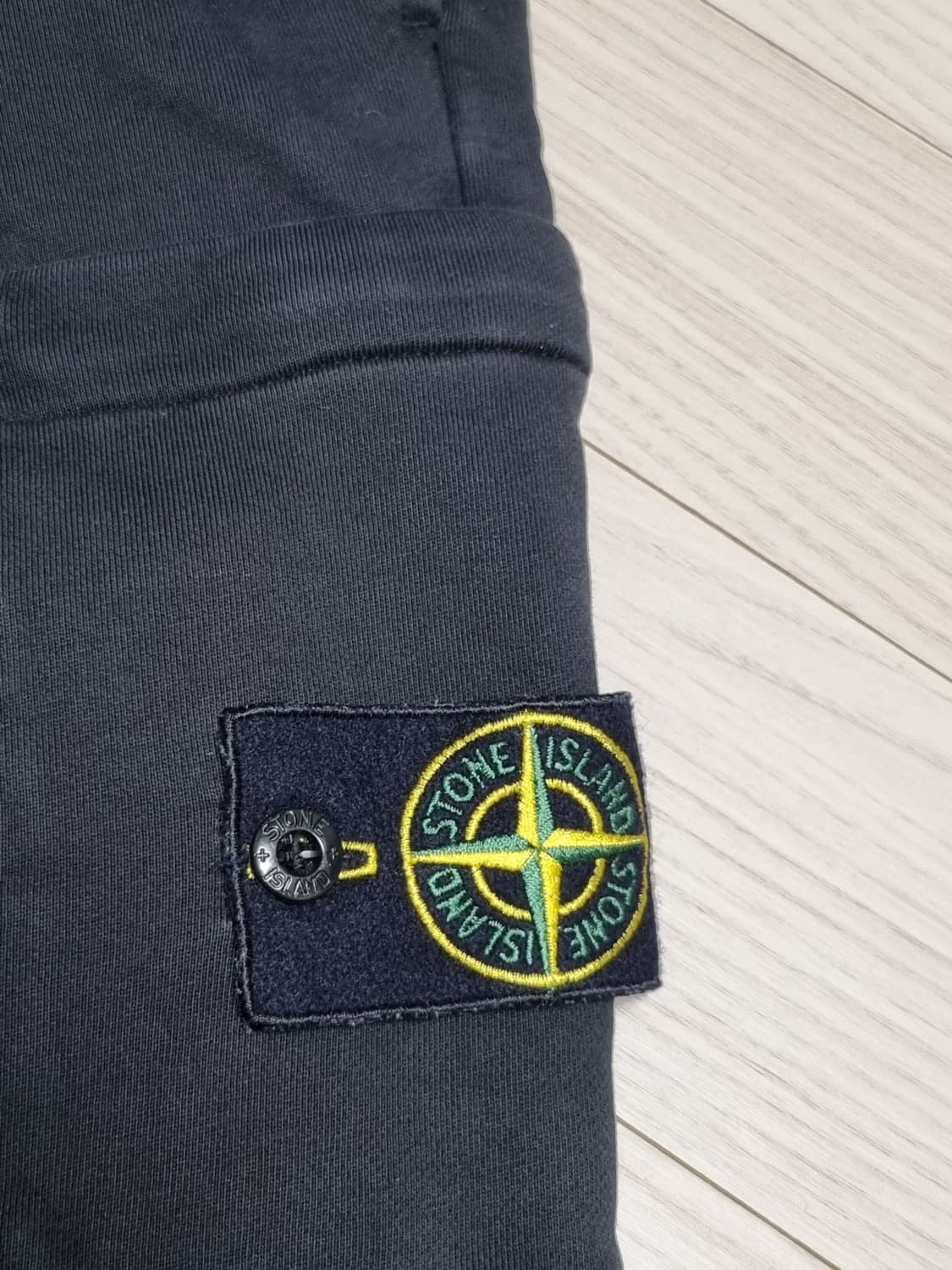 스톤아일랜드 조거팬츠 상품이미지5