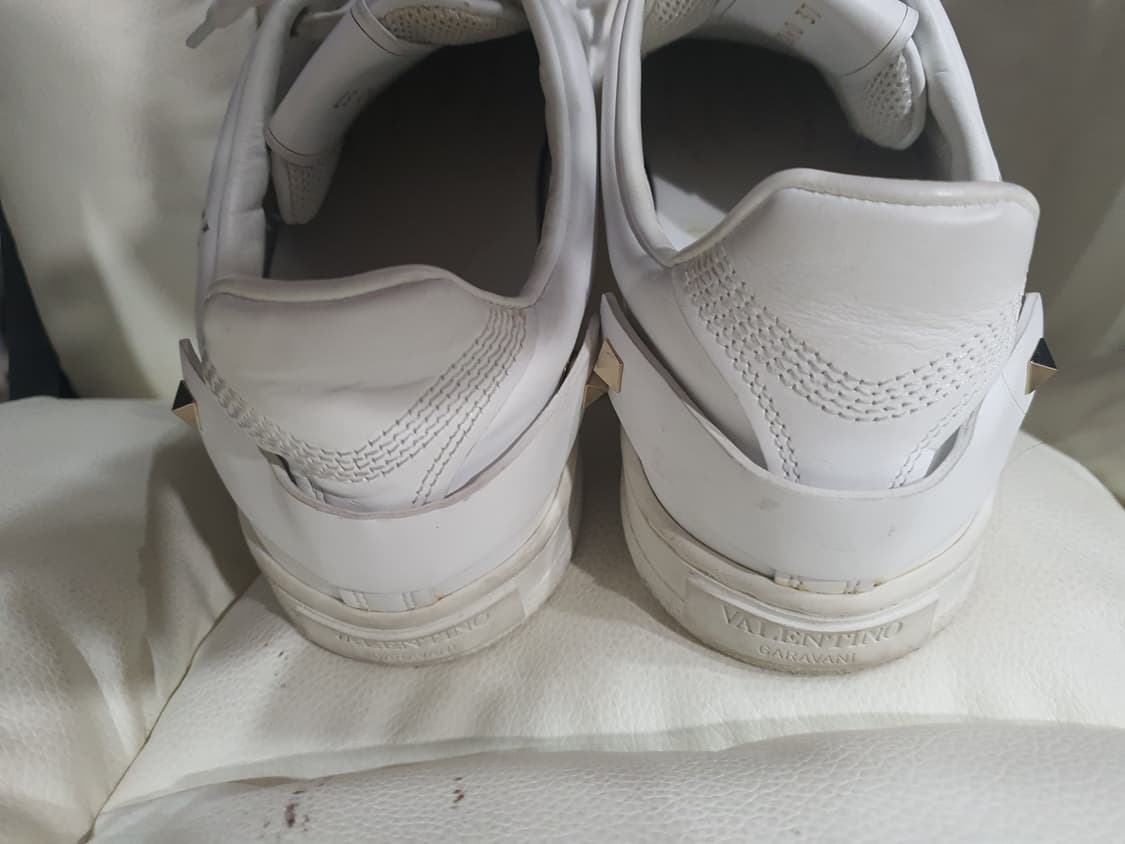 발렌티노 Garavani 흰색 스니커즈(정품) 상품이미지6