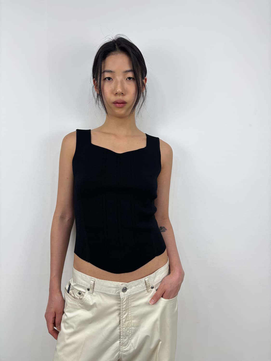 PANEL SQUARE NECK SLEEVELESS 상품이미지1
