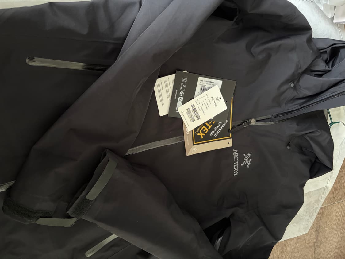 아크테릭스 베타LT M 상품이미지1