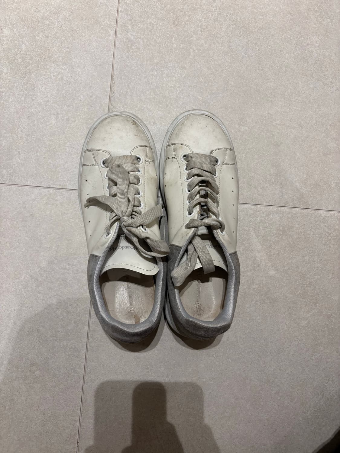 알렉산더맥퀸 오버솔 270 상품이미지2