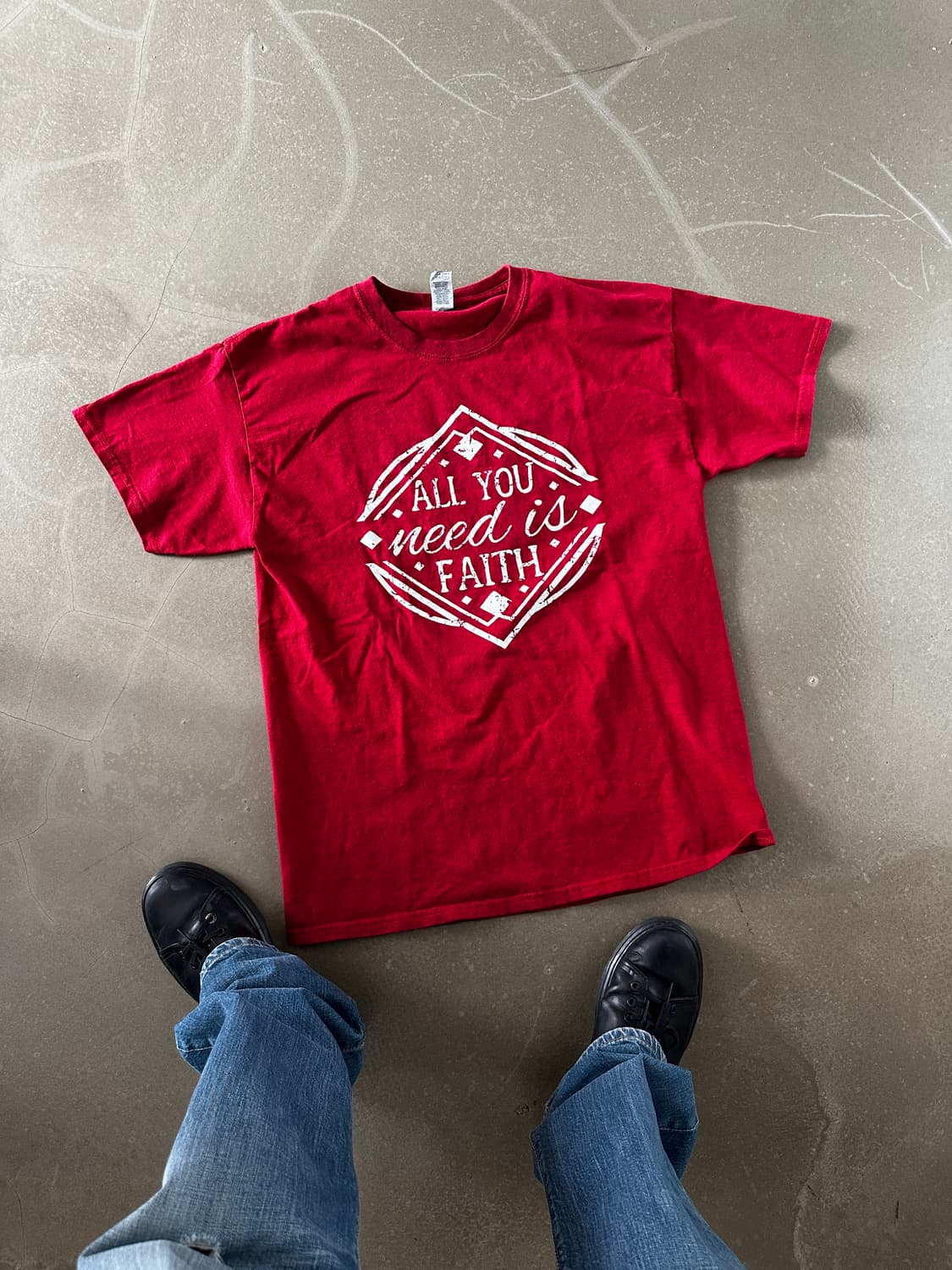 ALL YOU NEED IS FAITH 그래픽 티셔츠 상품이미지5