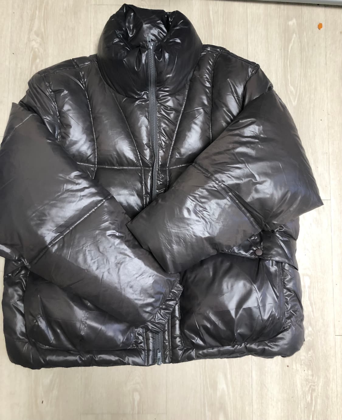 트릴리온 글로시 패딩 XL 105 상품이미지1