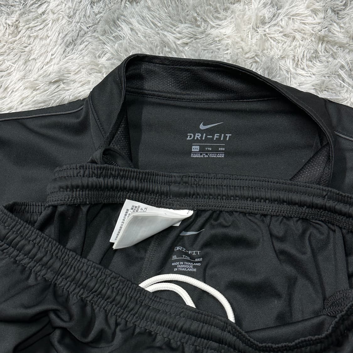 나이키 스우시 드라이핏 트레이닝세트 XXL 상품이미지4