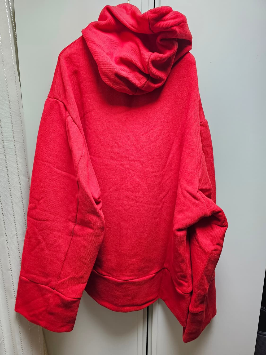 새상품 보라미 비귀에(Boramy Viguier) 컬렉션 레드 후드(국내 상품이미지3