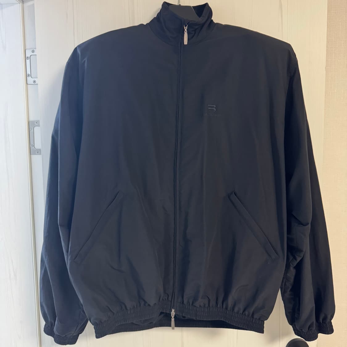 [3] 발렌시아가 스포티 비 오버사이즈 트랙자켓 블랙 상품이미지5