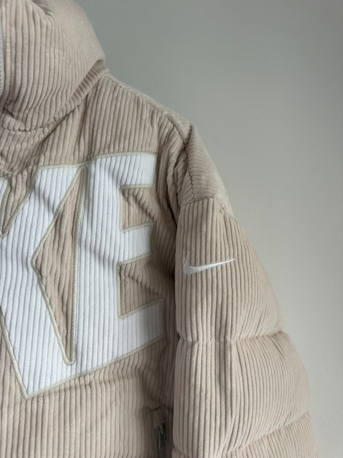 나이키(NIKE) 코듀로이 패딩 상품이미지3