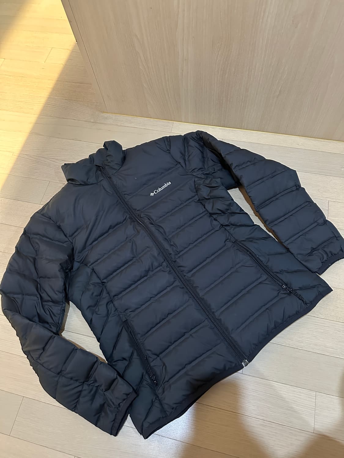 컬럼비아 레이크 덕다운 오리털 경량패딩 L(100) 블랙 상품이미지1