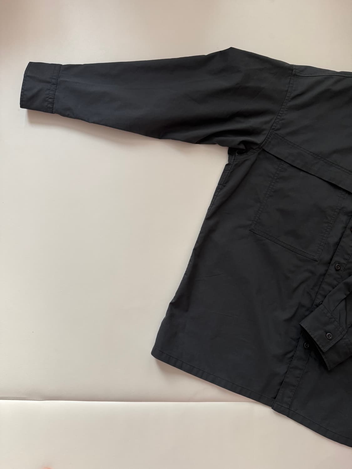 유니클로U 셔츠 XL 다크그레이 상품이미지5