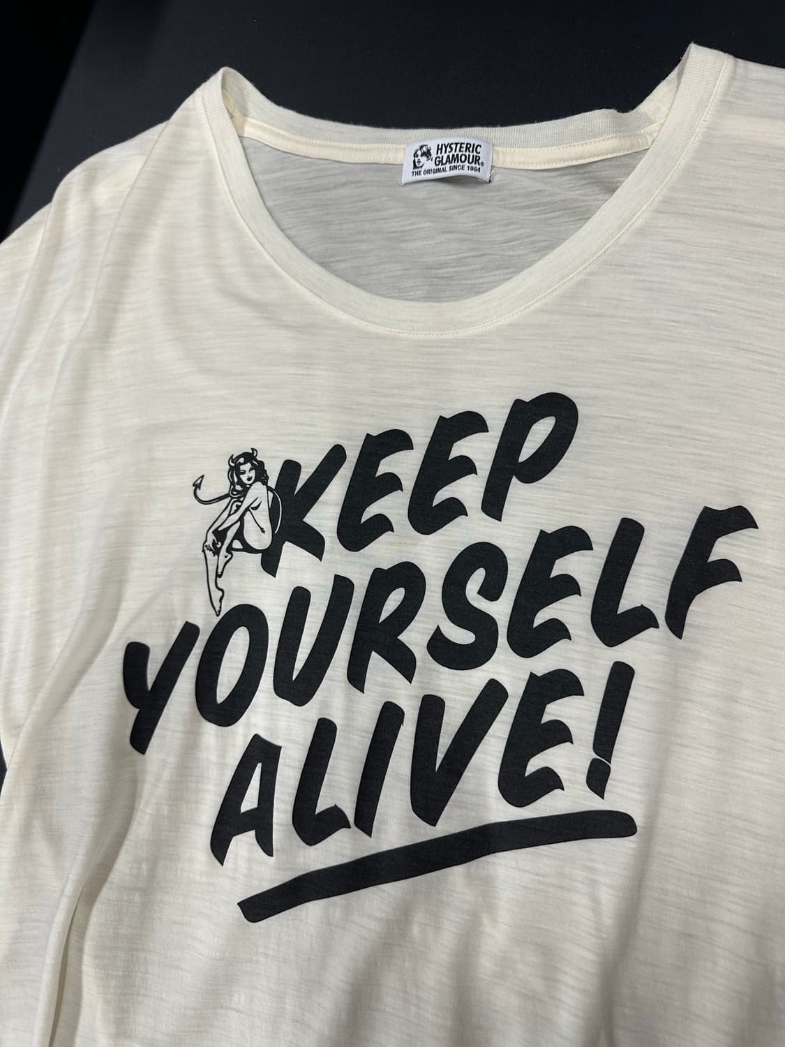 히스테릭 글래머 원숄더 아이보리 KEEP YOURSELF ALIVE! 반 상품이미지5
