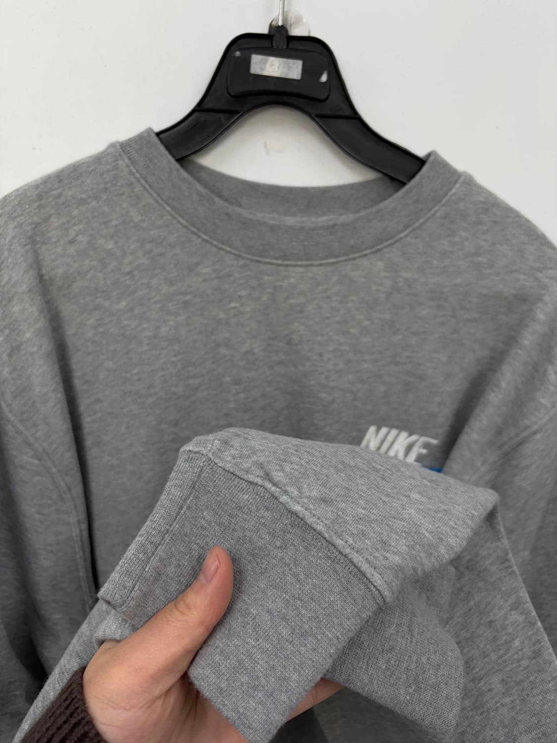 나이키 스우시 맨투맨 상품이미지3