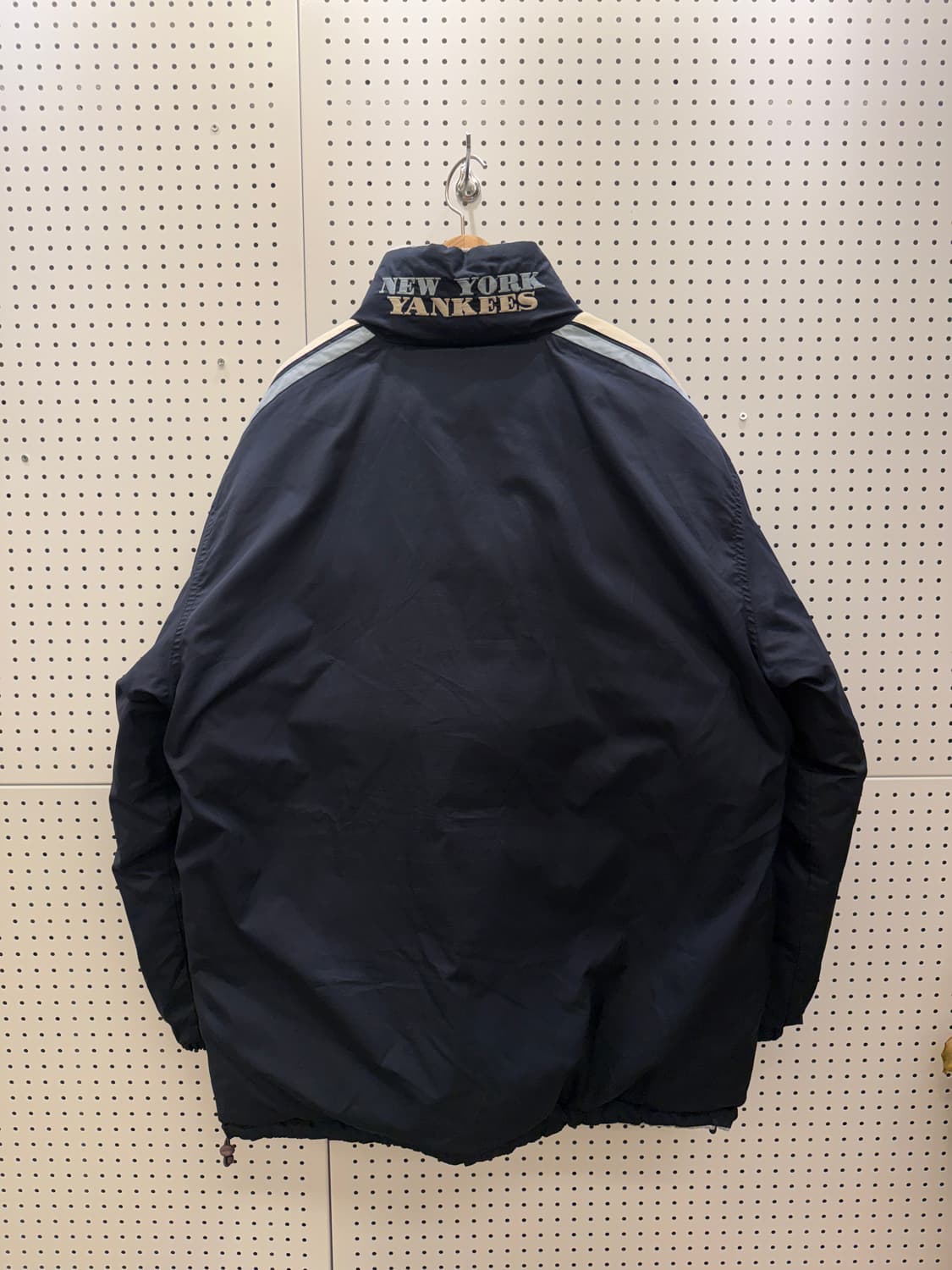 MLB 00s 뉴욕 양키즈 리버시블 덕다운 패딩 U98 상품이미지3