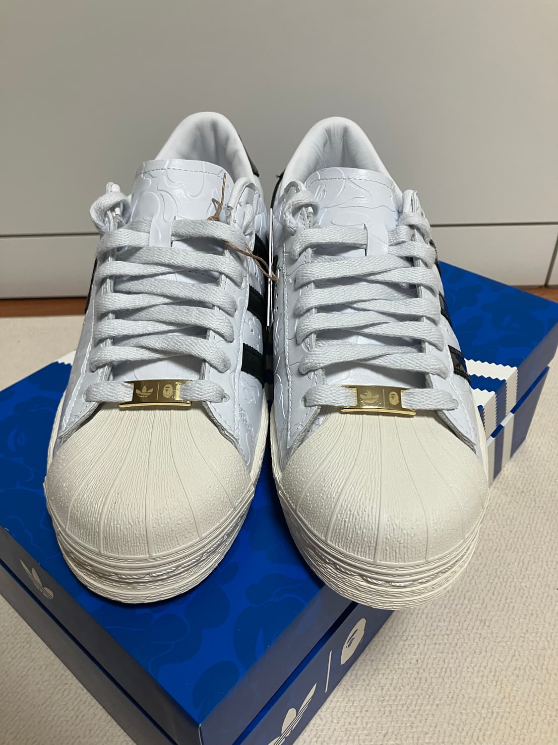 [255] 아디다스 x 베이프 슈퍼스타 빈티지 클라우드 화이트 코어 블랙 상품이미지6