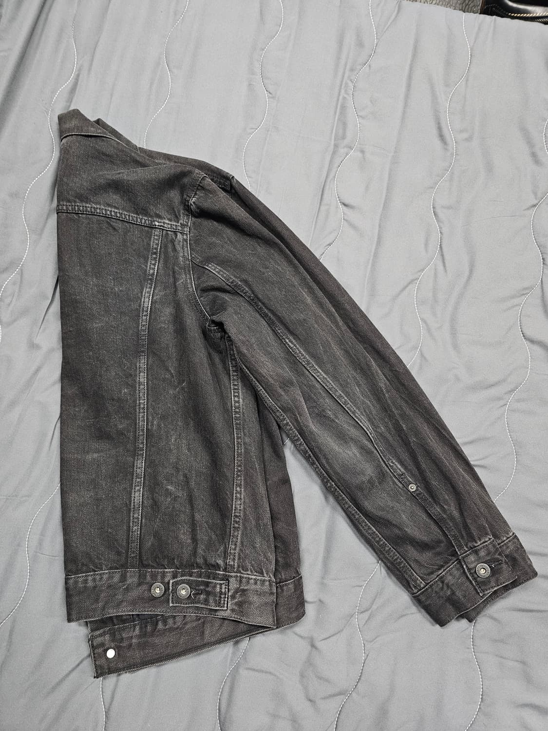 리바이스 블랙데님 트러커 105 사이즈감  상품이미지2