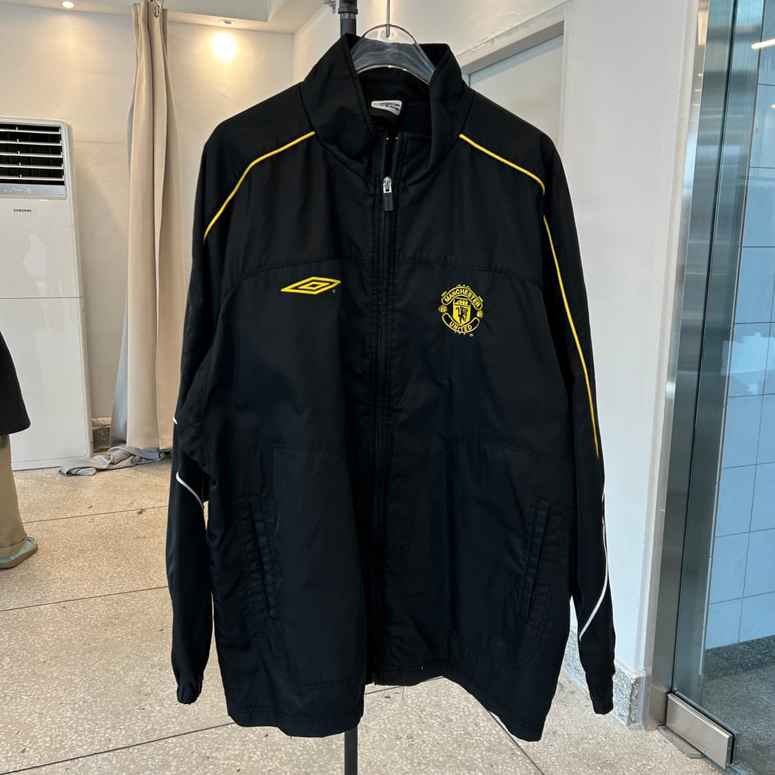 Umbro X Manchester United Wb 상품이미지1