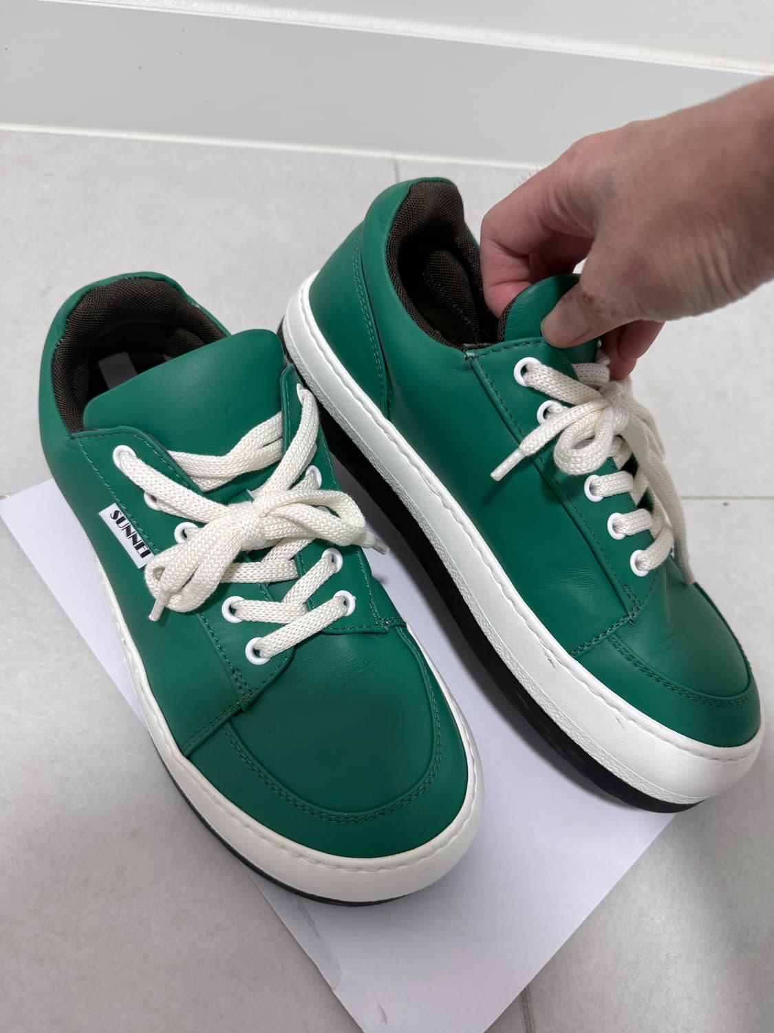 써네이 39사이즈 그린 팝니다 상품이미지9