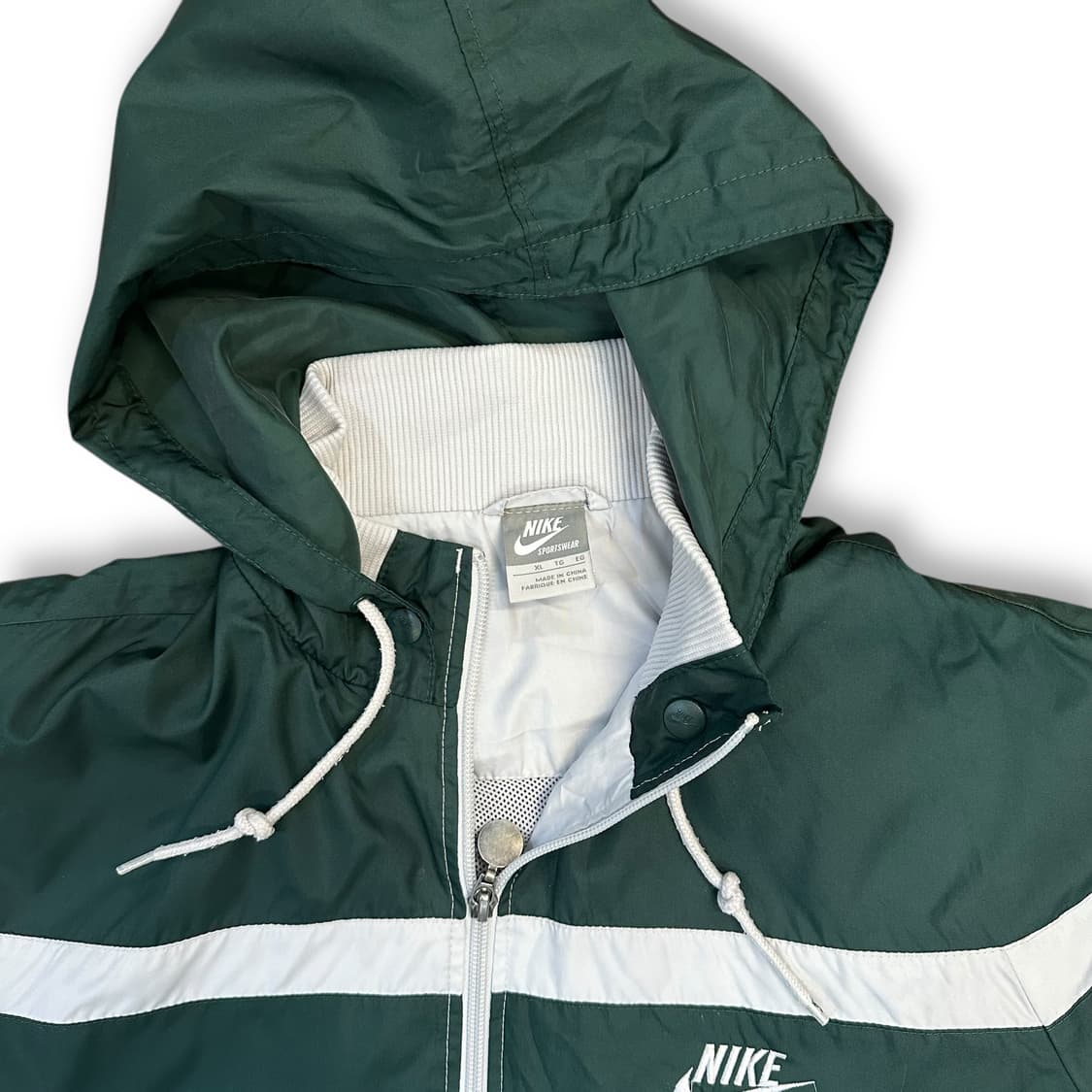 나이키 바람막이 상품이미지3