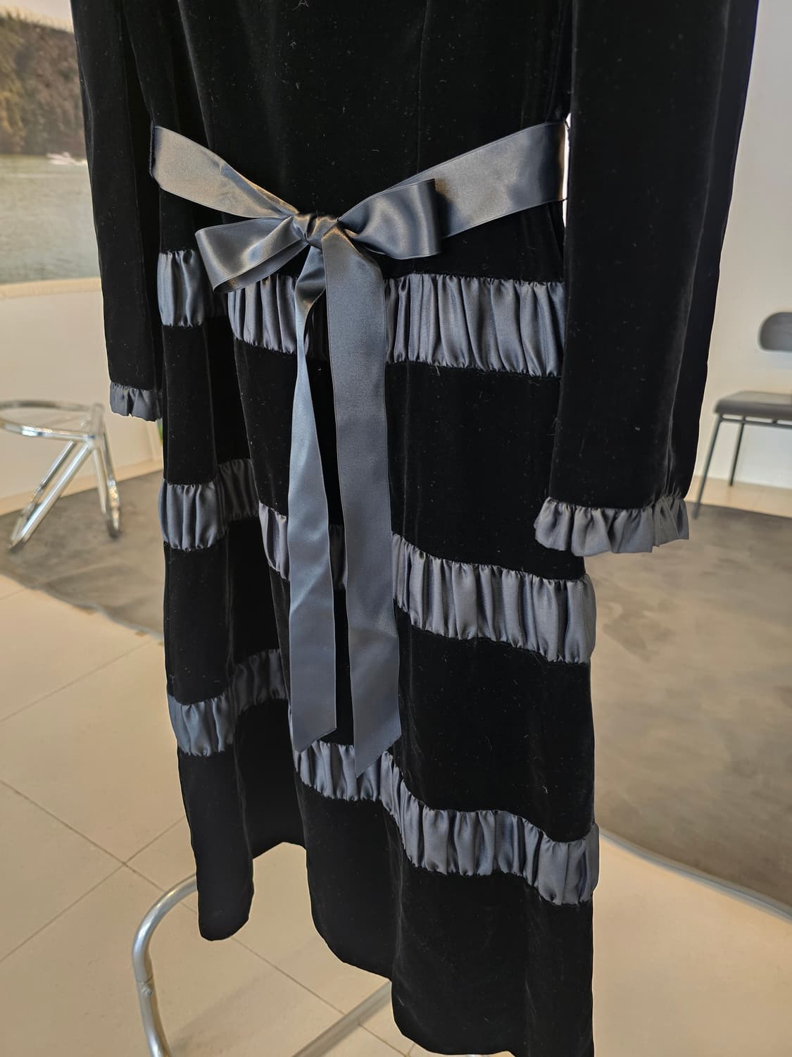 밸벳 리본 주름 원피스 상품이미지2