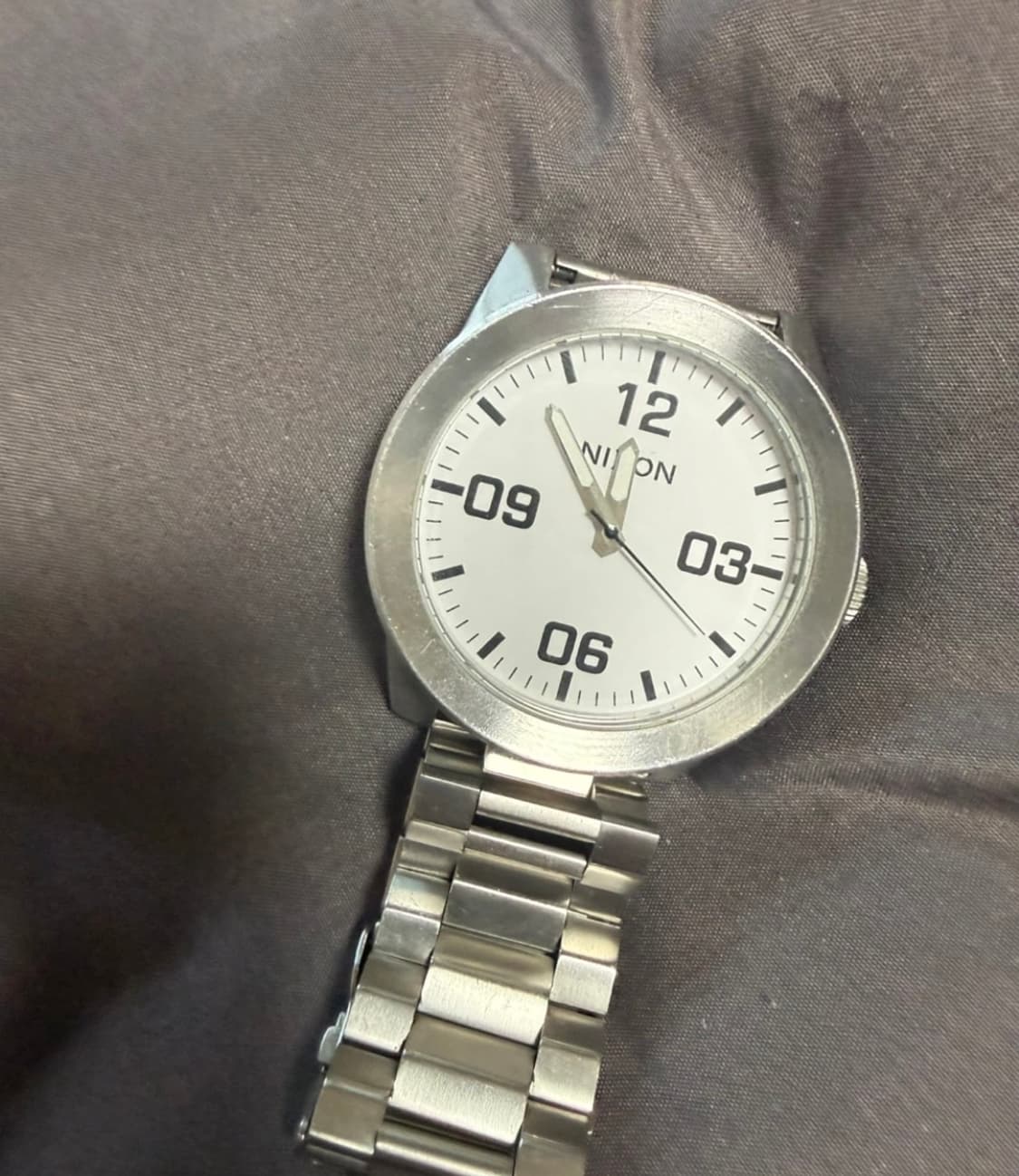 [닉슨/아카이브] 계기판 스타일 미니멀 시계 / onesize 상품이미지1