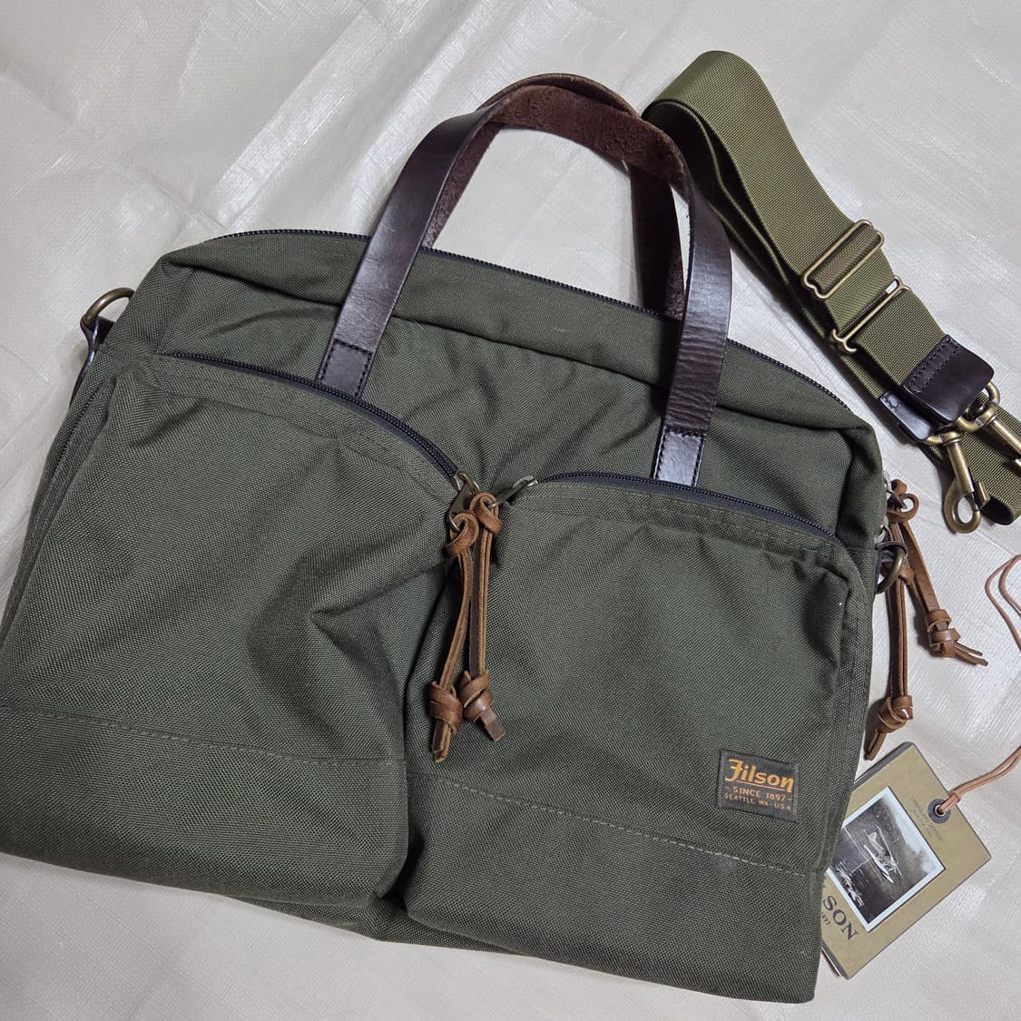 필슨 878 드라이든 브리프케이스 오터그린 상품이미지1