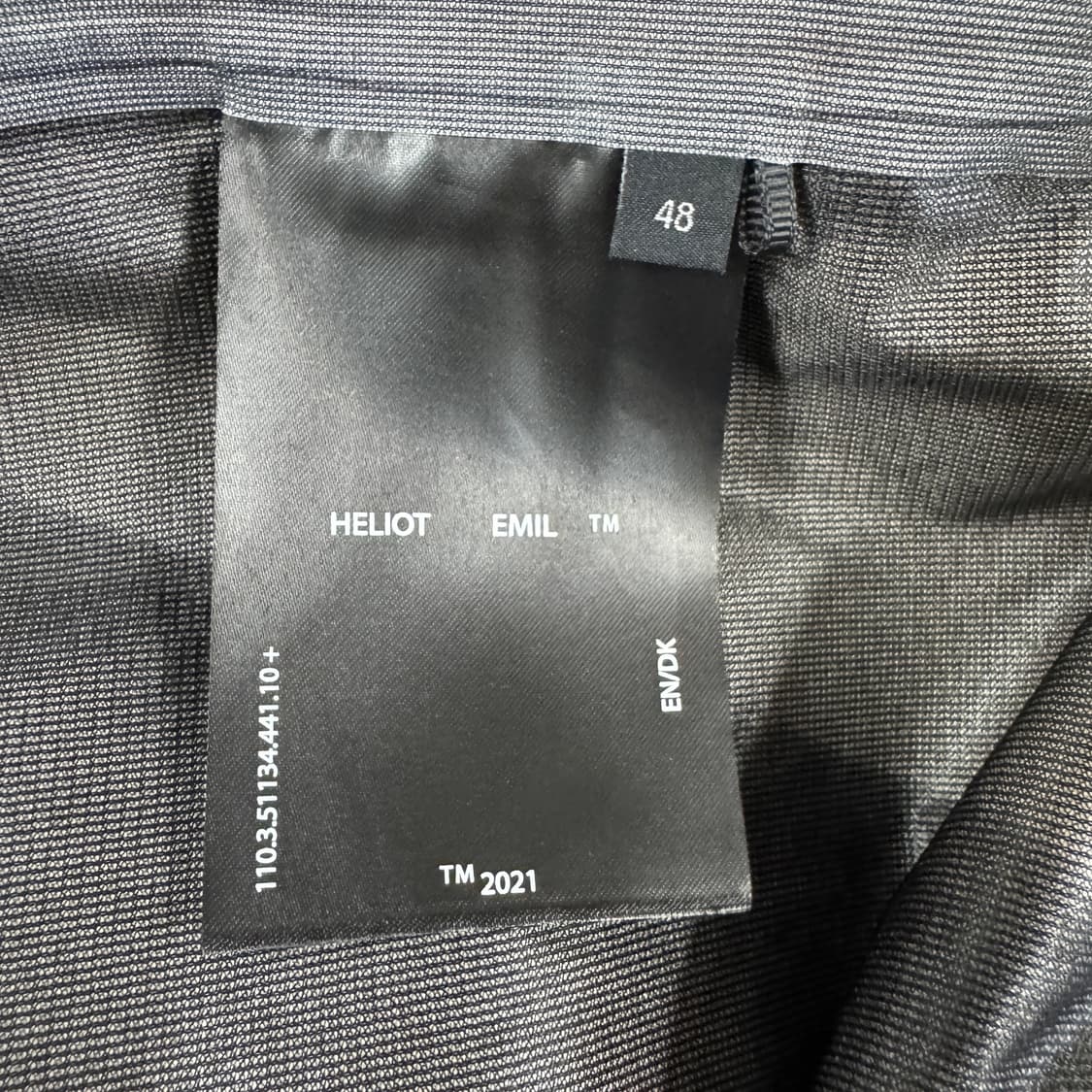 Heliot Emil Exuvia Windbreaker Jacket 상품이미지9