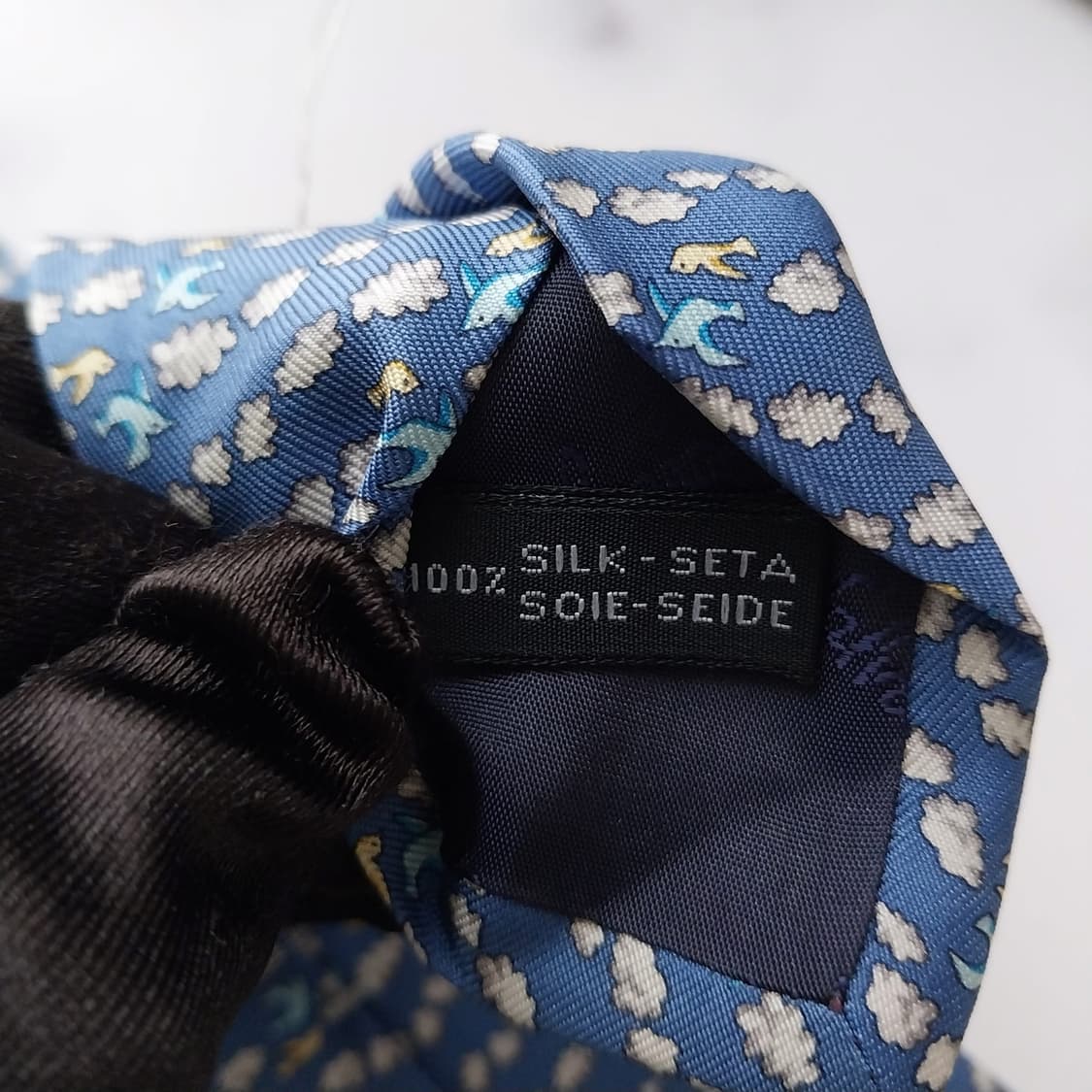 페라가모 실크 블루 버드 패턴 넥타이 9.2cm A+등급 K1480
 상품이미지10