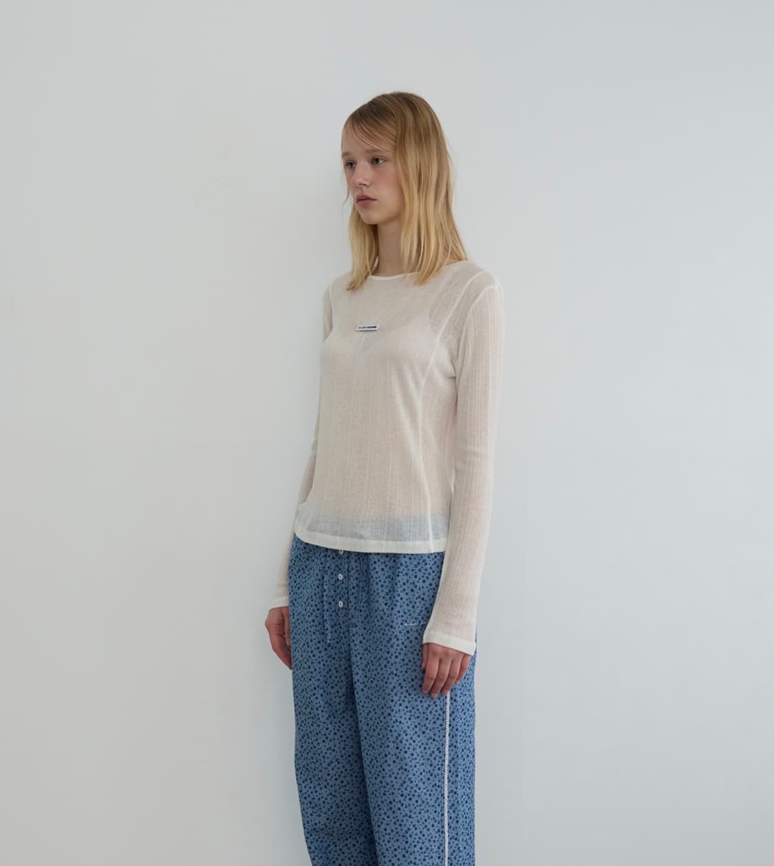Label Shirring Long Sleeve Tee white 상품이미지5