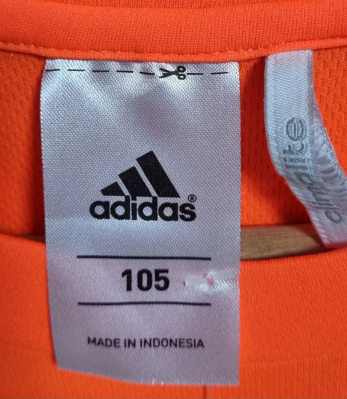 새상품) 105) 아디다스 네온 기능성 반팔티 상품이미지3