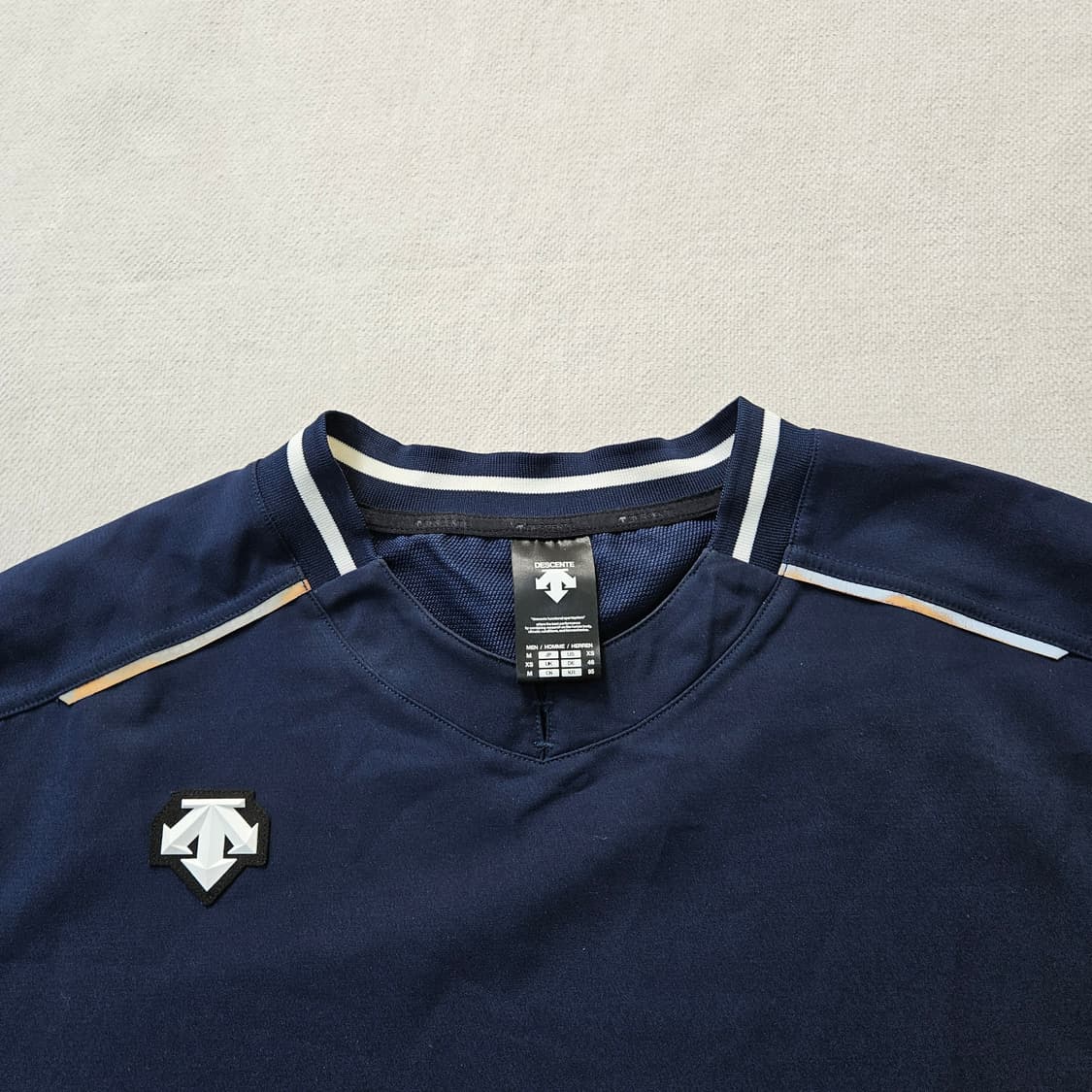 95 데상트 우븐스트레치 반팔 바람막이 0409Y 상품이미지5