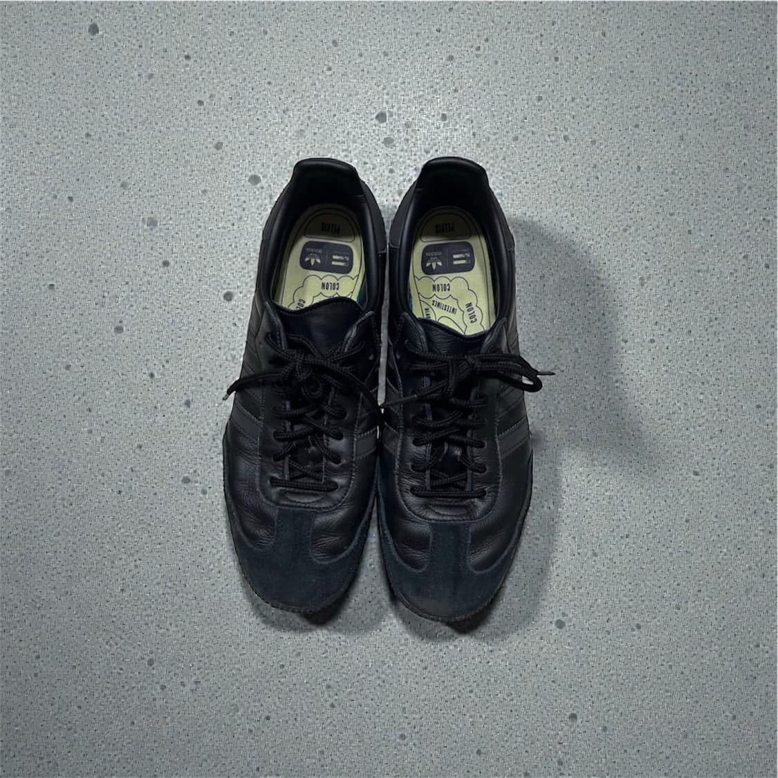 아디다스 x 퍼렐 월리엄스 삼바 블랙 퓨처 판매합니다 상품이미지2