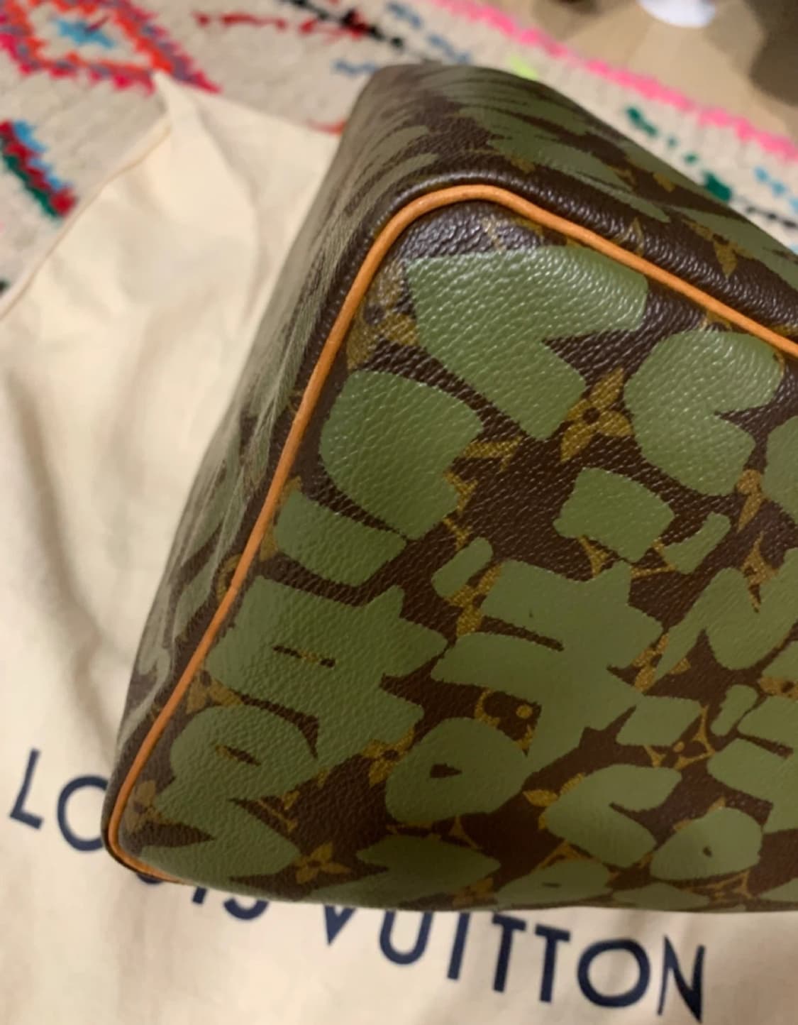 루이비통 스피디 모노그램 그라피티 백 상품이미지4