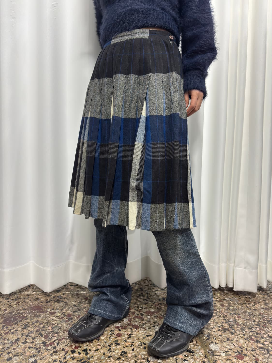 check reversible pleats midi skirt 상품이미지4