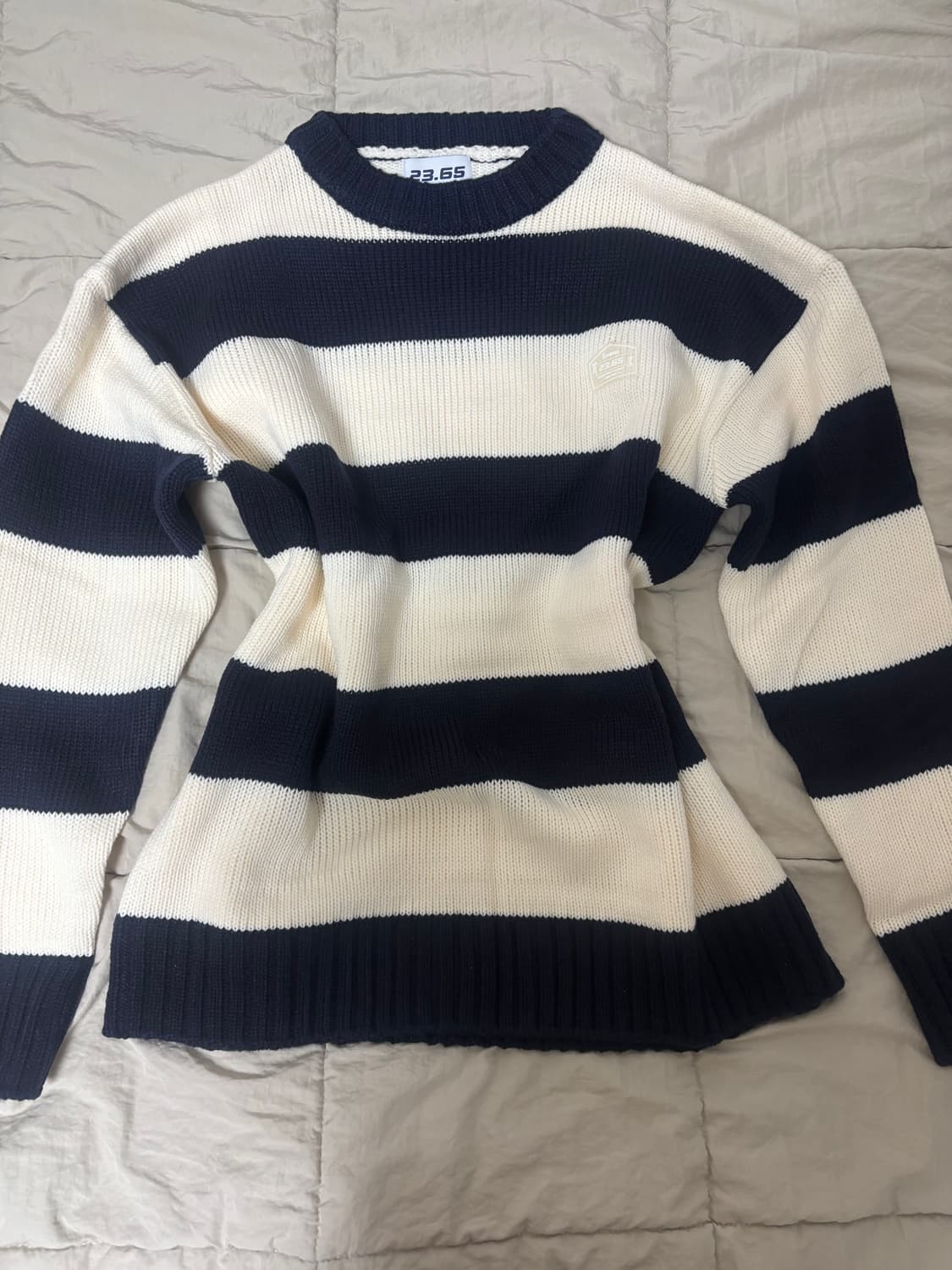 23.65 ESAMUGO 스트라이프 니트 M 상품이미지1