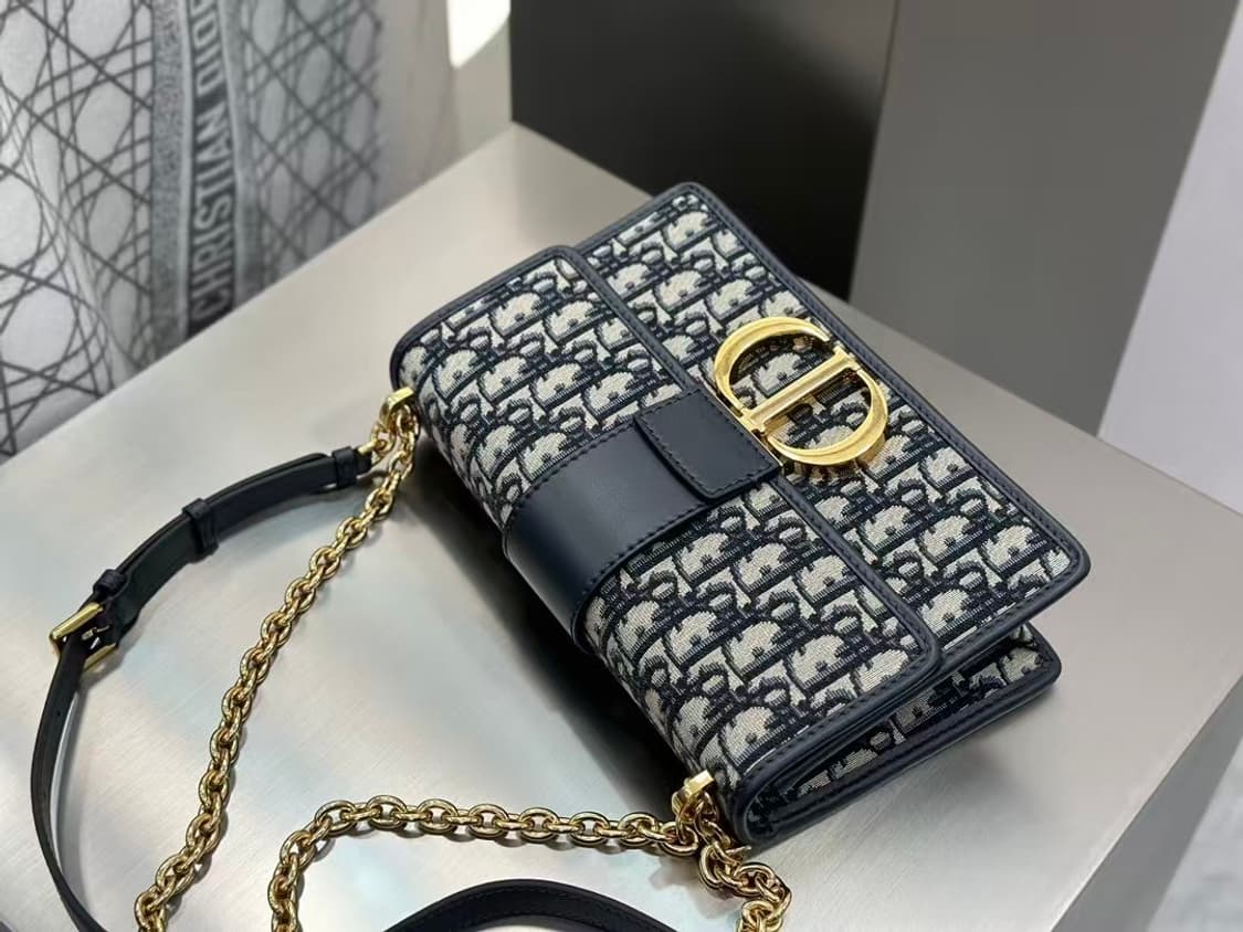 디올 몽테인 30 오블리크 체인 숄더백 M9208 상품이미지6