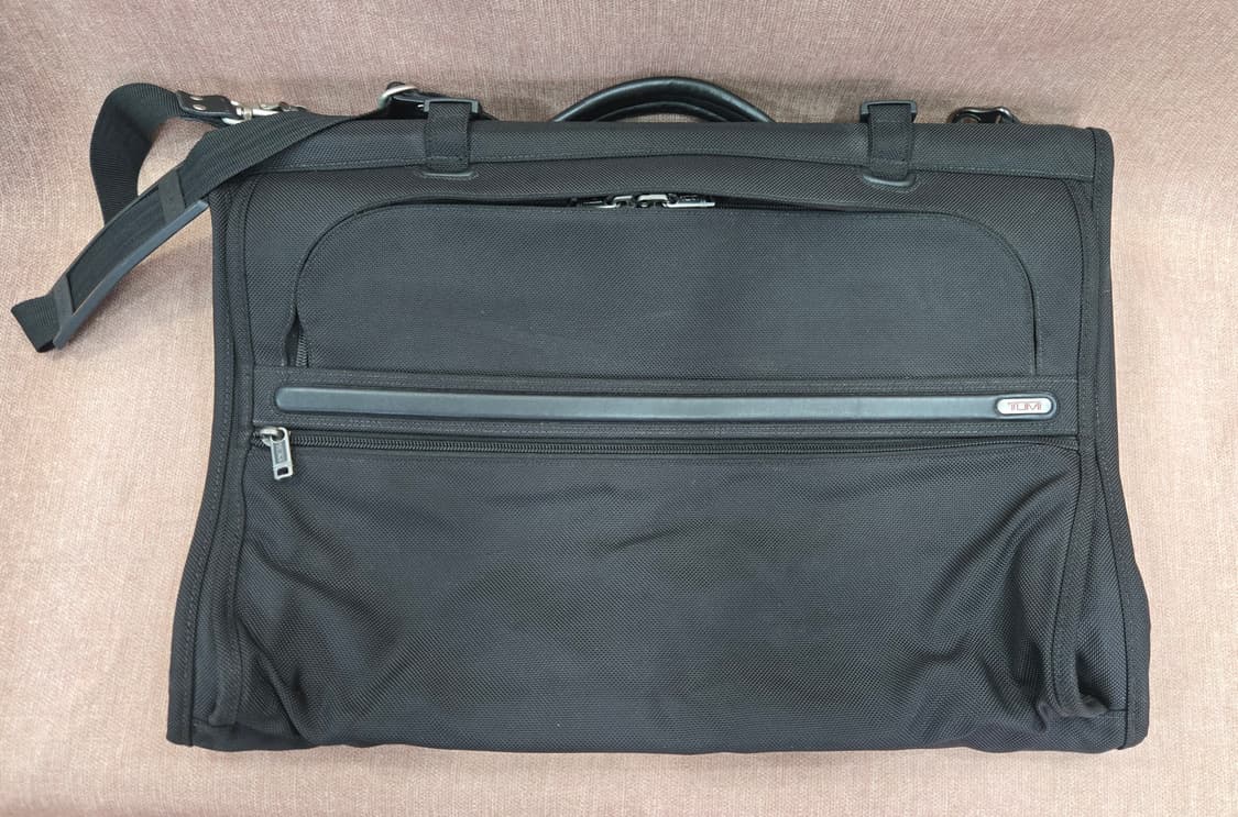 투미(TUMI) 알파 트라이폴드 가먼트 백 상품이미지1