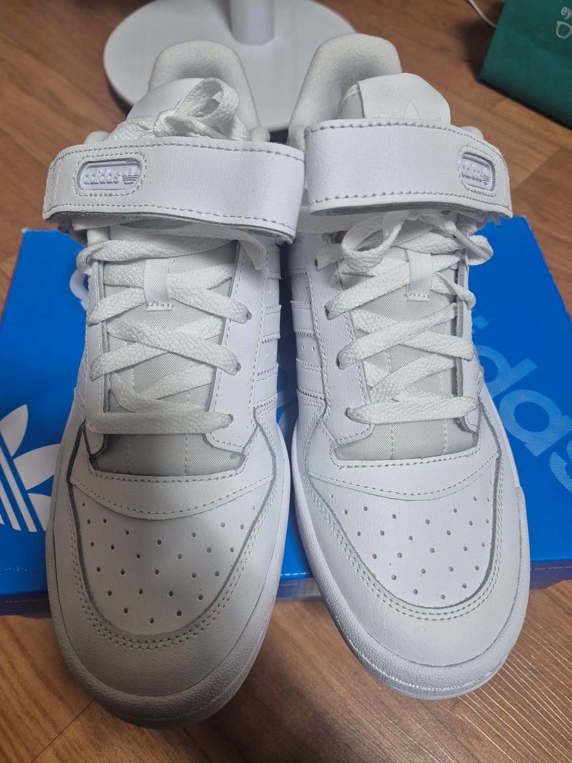 아디다스 포럼 로우 트리플 화이트 상품이미지2