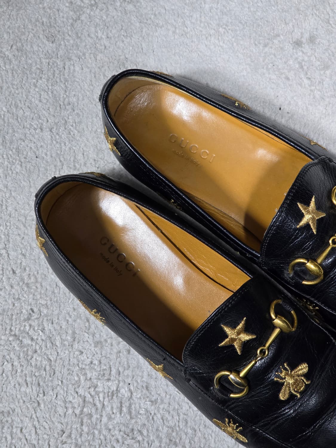 구찌 홀스래빗 조르단 꿀벌 자수 레더 로퍼 38 상품이미지4