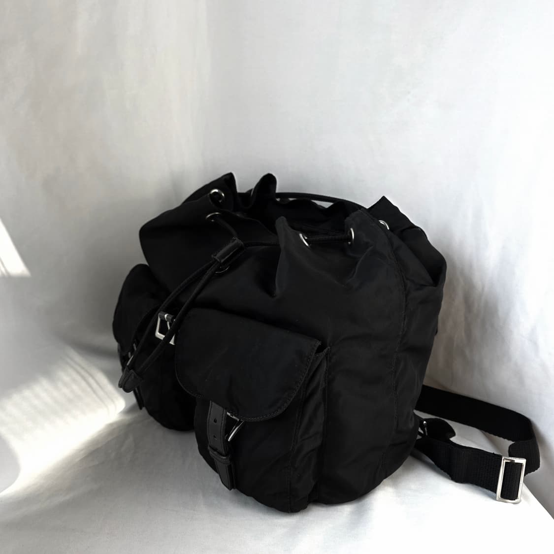 [정품 PRADA] 프라다 투포켓 나일론 빈티지백팩 라지 상품이미지3