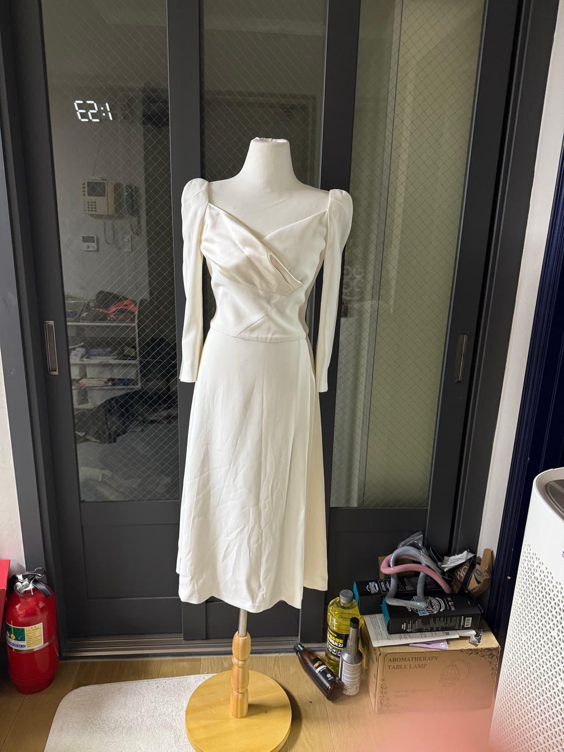 아보아보 새틴 드레스 상품이미지1